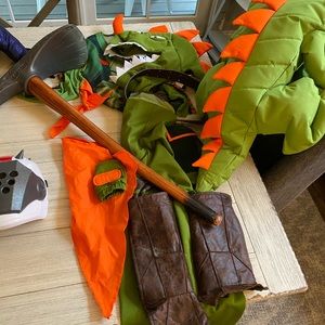 XL fortnite Rex costume-AX NOT included